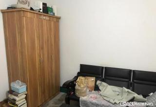 东方医院旁，单间出租， 烫金地段，万达旁只租600元 - 宁德28生活网 nd.28life.net